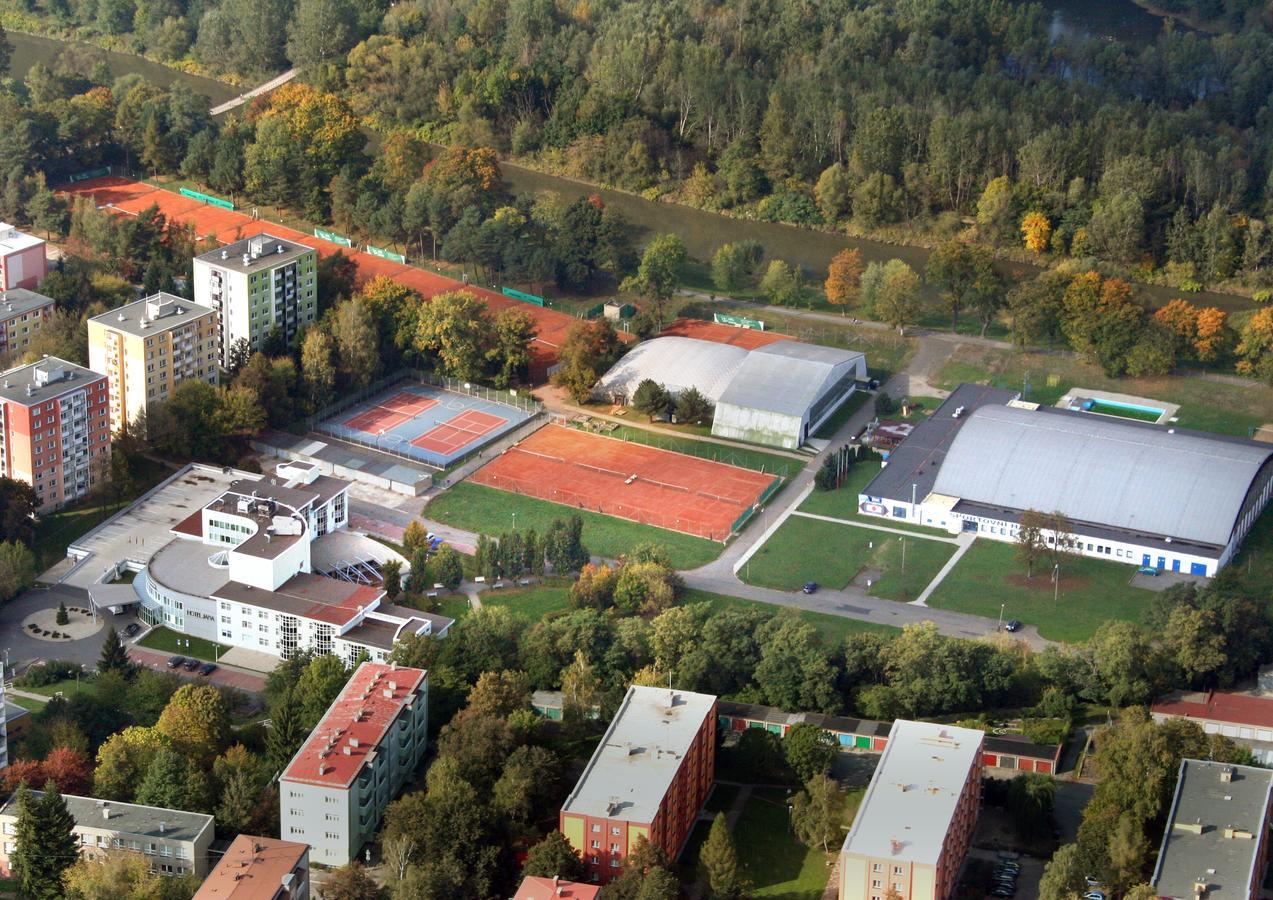 Hotel Jana Přerov Eksteriør bilde