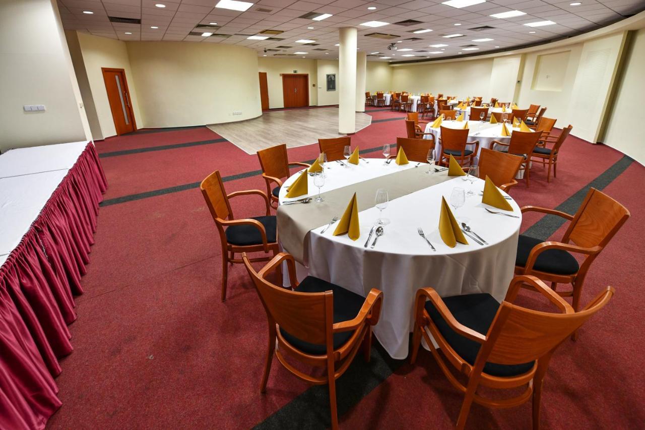 Hotel Jana Přerov Eksteriør bilde
